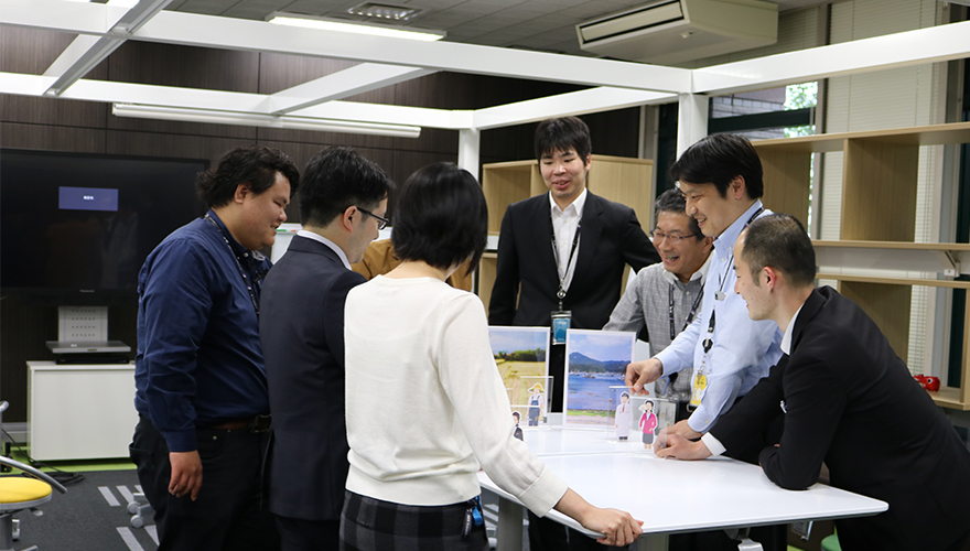 「共創」とは
